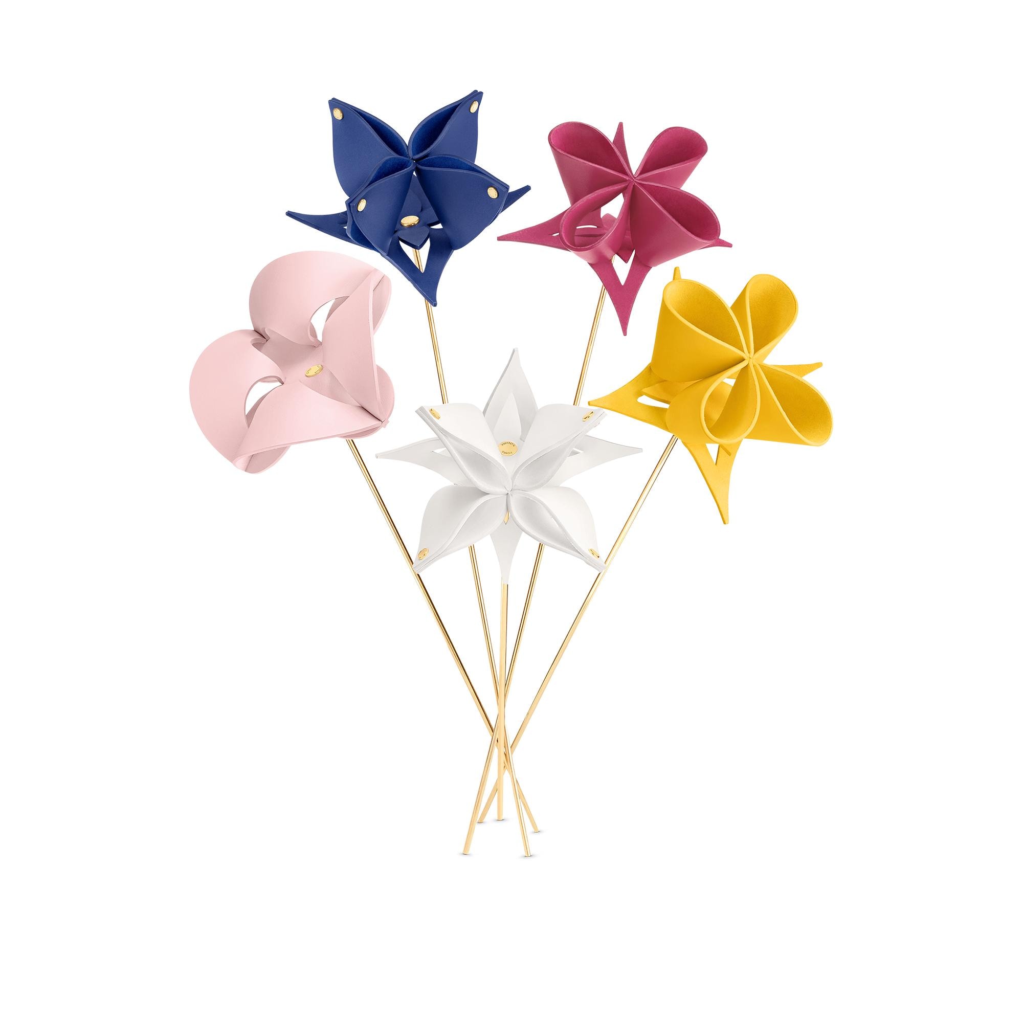 m*a様 【新品未使用】LouisVuitton Origami Flowers Origami Flowers by Atelier Oï ｜ルイ・ヴィトン 公式サイト - GI0338